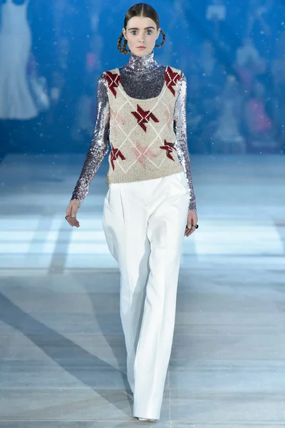 Look 40